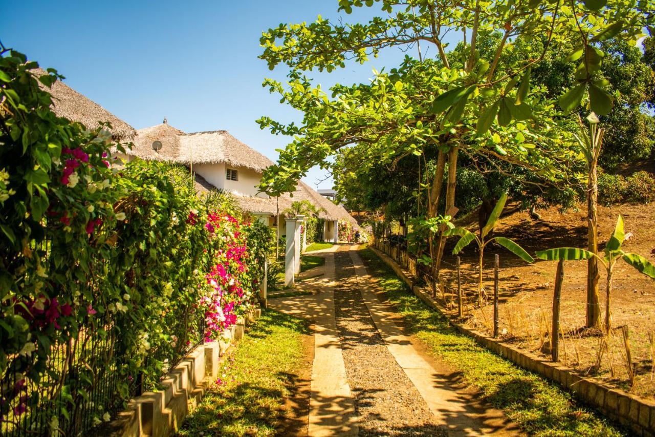 Tiako Villas Ambondrona  외부 사진